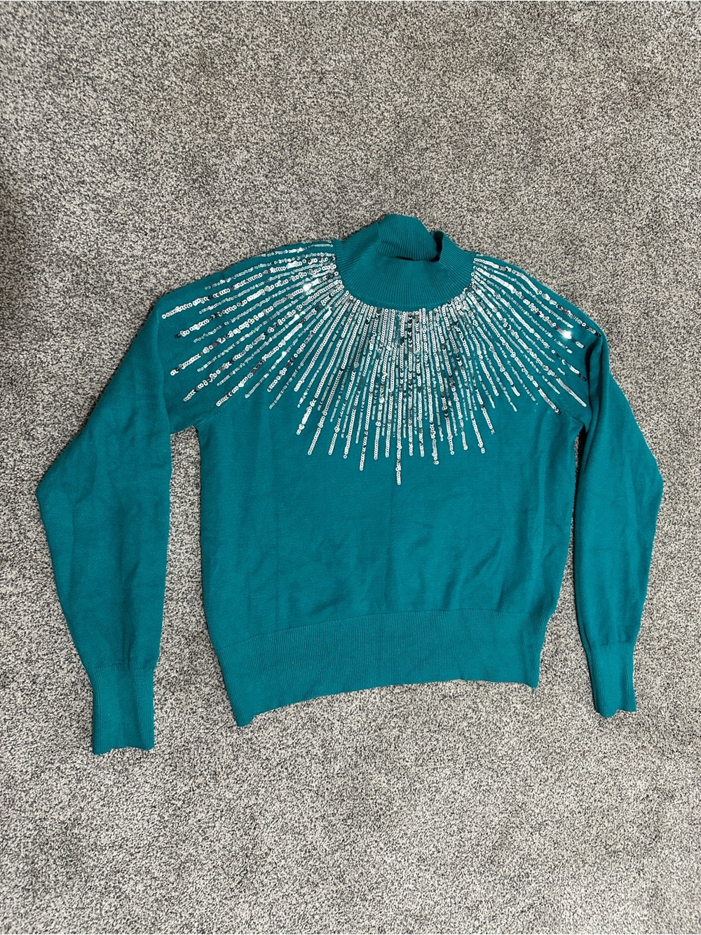 Sequins sweater - Picture 2 of 3